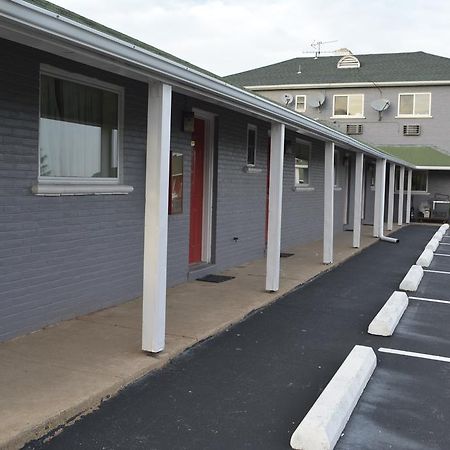 Red Carpet Inn & Suites Ню Къмбърланд Екстериор снимка